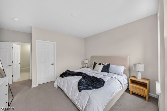 3 Sadie Cir 3101, Union Twp., NJ 07083