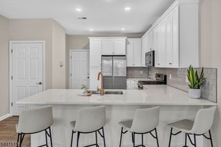 3 Sadie Cir 3101, Union Twp., NJ 07083