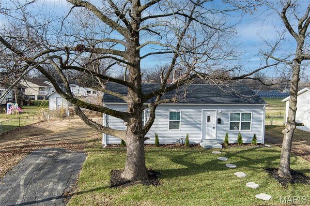 2809 National Avenue, Granite City, IL 62040