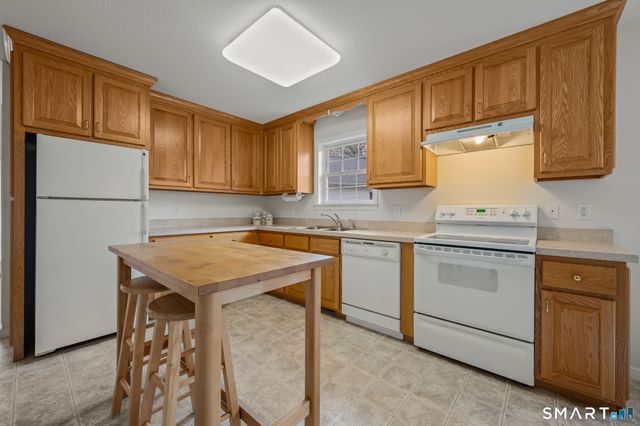 92 Furnace Avenue 84, Stafford, CT 06076