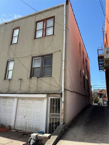 50-33 39th PLACE, Sunnyside, NY 11104