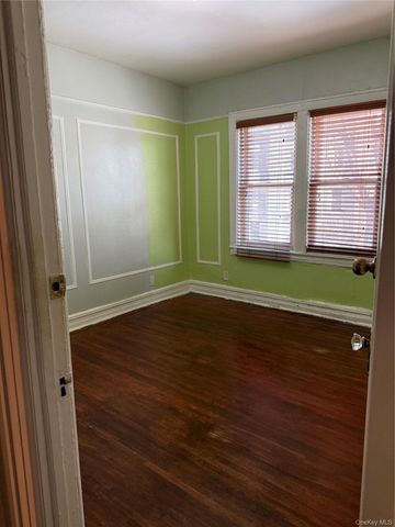 50-33 39th PLACE, Sunnyside, NY 11104