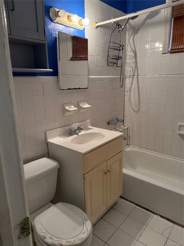 50-33 39th PLACE, Sunnyside, NY 11104