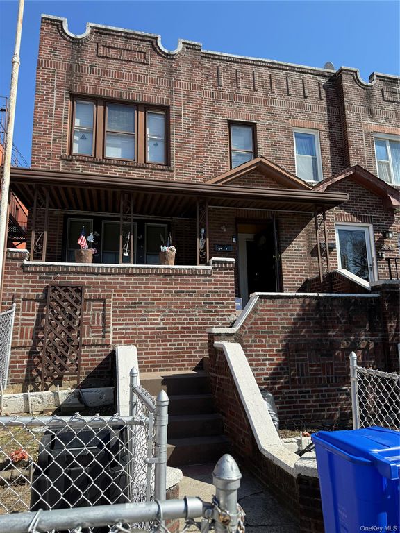 50-33 39th PLACE, Sunnyside, NY 11104