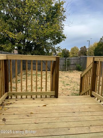 107 Harlan Ave, Louisville, KY 40214