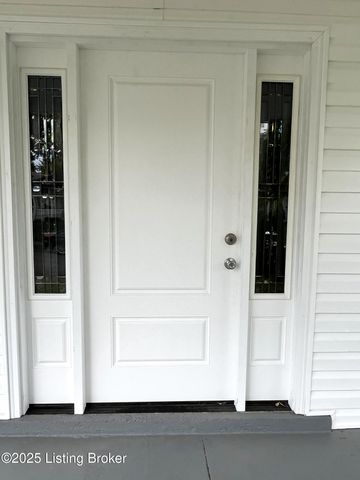 107 Harlan Ave, Louisville, KY 40214