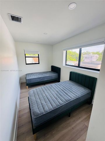 905 SW 13th Court 905, Miami, FL 33135