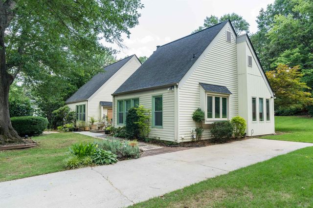 221 Saratoga Drive, Greer, SC 29650