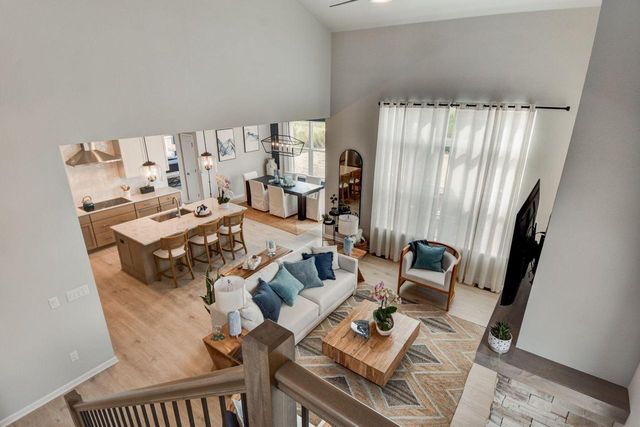 W256N6649 Beaver Creek LANE, Sussex, WI 53089