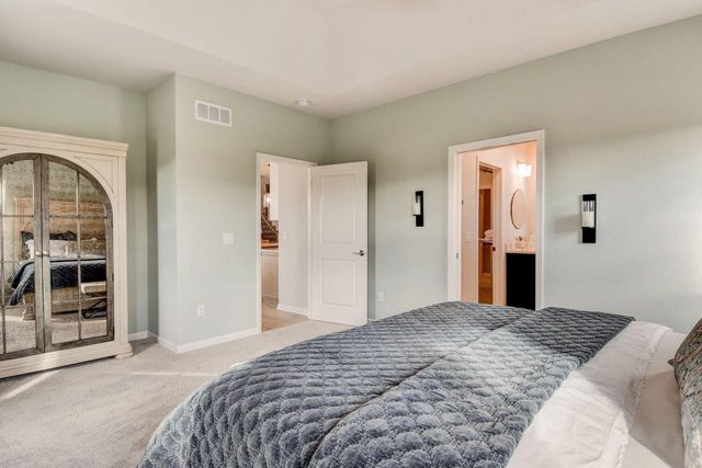 W256N6649 Beaver Creek LANE, Sussex, WI 53089