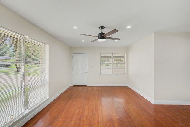 908 Deer Park Road, Shreveport, LA 71107