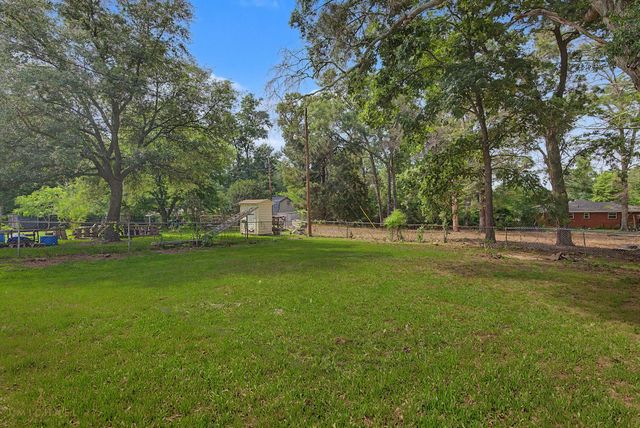 908 Deer Park Road, Shreveport, LA 71107
