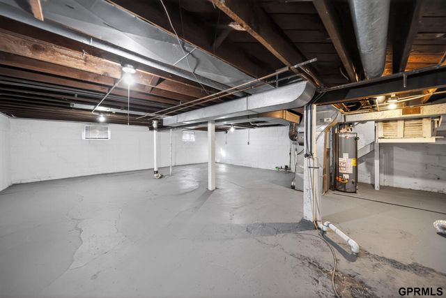 4168 Wakeley Street, Omaha, NE 68131