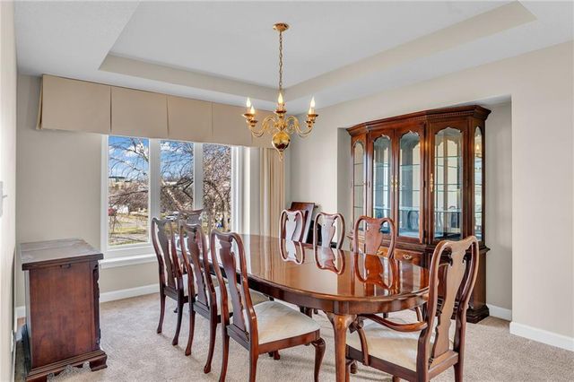 948 SW Woodbridge Court, Topeka, KS 66606