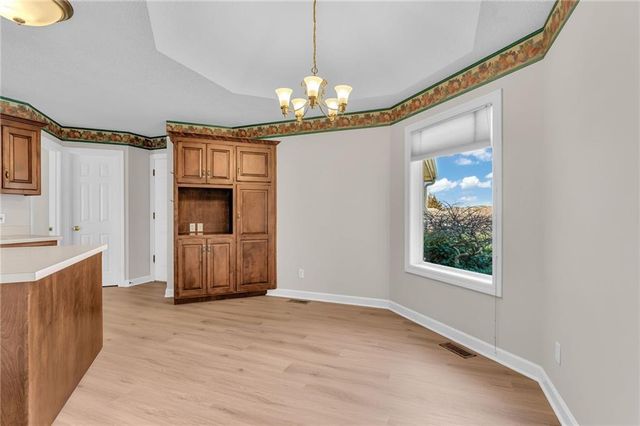 948 SW Woodbridge Court, Topeka, KS 66606