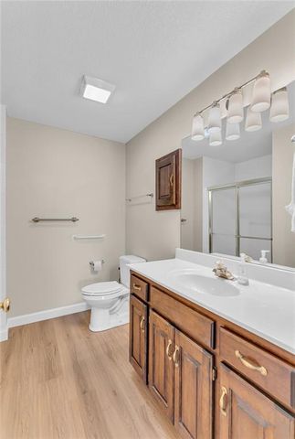 948 SW Woodbridge Court, Topeka, KS 66606