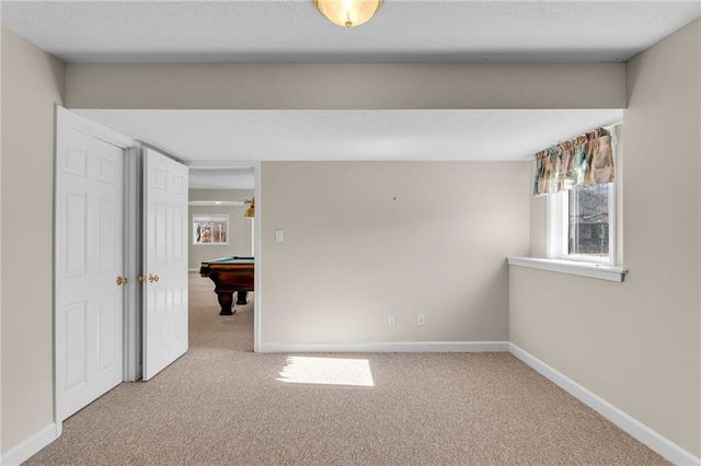 948 SW Woodbridge Court, Topeka, KS 66606