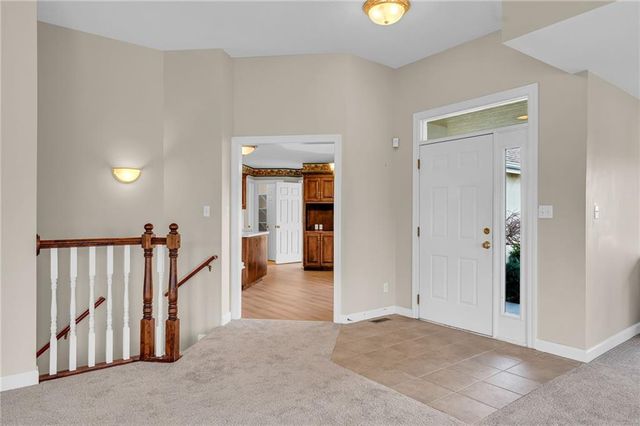 948 SW Woodbridge Court, Topeka, KS 66606