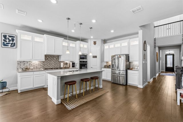 2204 Christopher Lane, Euless, TX 76040