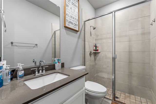 2204 Christopher Lane, Euless, TX 76040