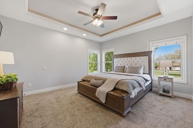 30100 W Deerwood Circle, Garden Plain, KS 67050