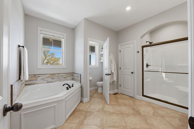 30100 W Deerwood Circle, Garden Plain, KS 67050