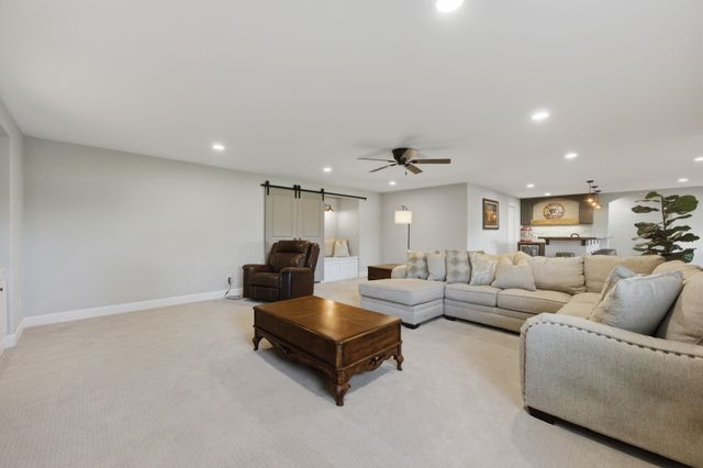 30100 W Deerwood Circle, Garden Plain, KS 67050