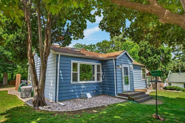 302 Glen Hwy, Madison, WI 53705