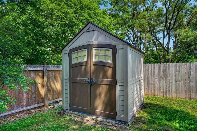 302 Glen Hwy, Madison, WI 53705