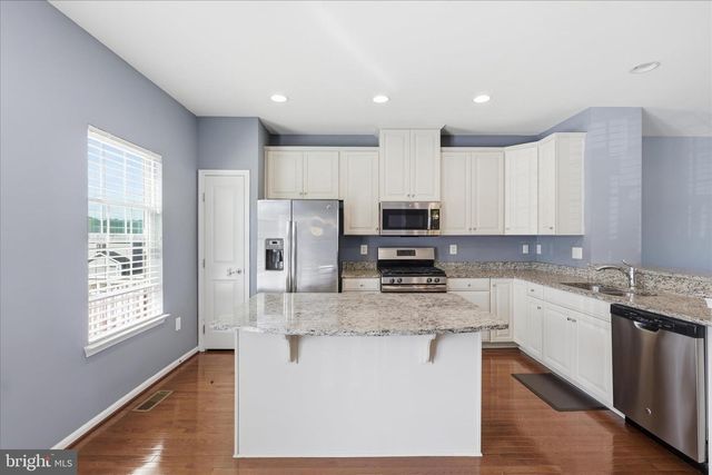211 FREESIA LN, Stafford, VA 22554