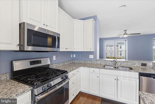 211 FREESIA LN, Stafford, VA 22554