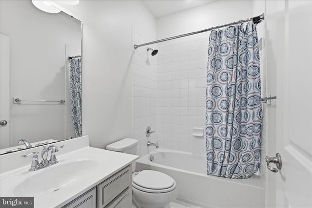 211 FREESIA LN, Stafford, VA 22554