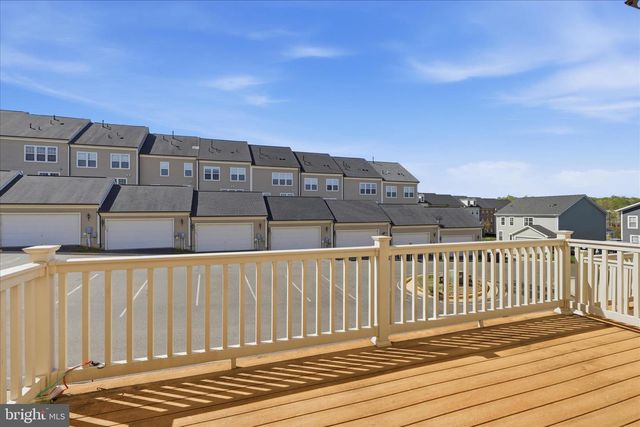 211 FREESIA LN, Stafford, VA 22554