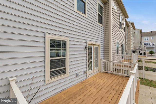211 FREESIA LN, Stafford, VA 22554
