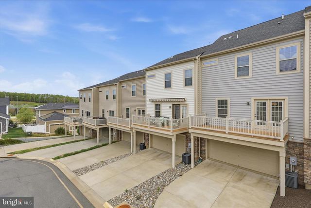 211 FREESIA LN, Stafford, VA 22554