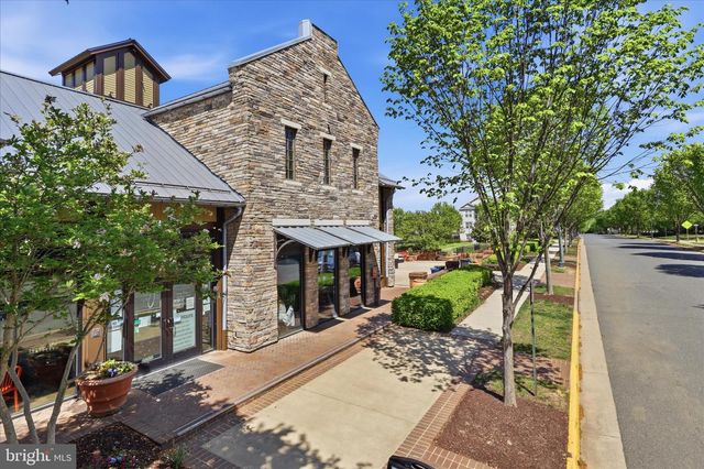 211 FREESIA LN, Stafford, VA 22554