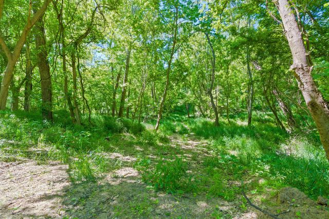 665 SH 230 Loop, Smithville, TX 78957