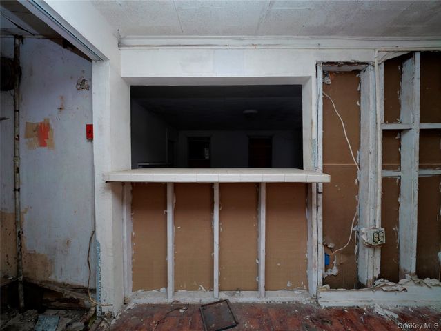 163 N Miller Street, Newburgh, NY 12550