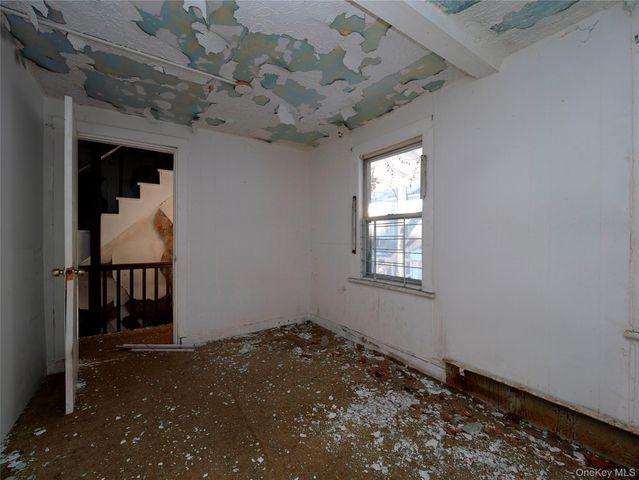 163 N Miller Street, Newburgh, NY 12550