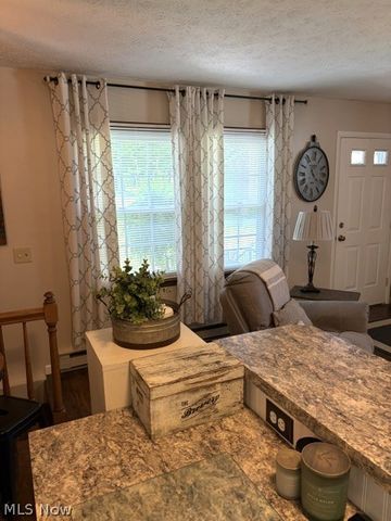 1237 A Somerset Drive, Salem, OH 44460