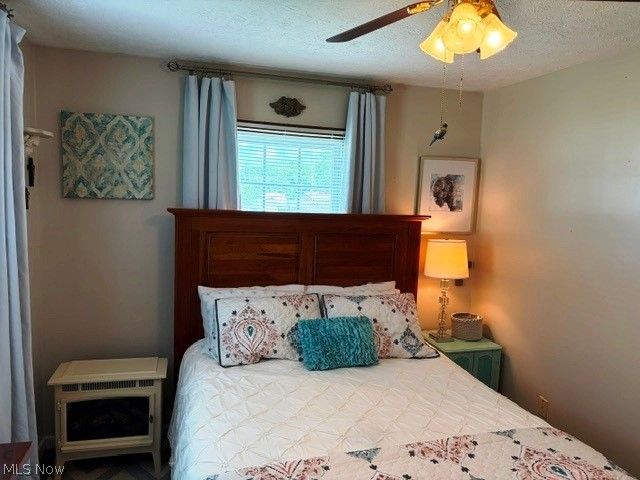 1237 A Somerset Drive, Salem, OH 44460