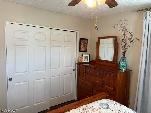 1237 A Somerset Drive, Salem, OH 44460