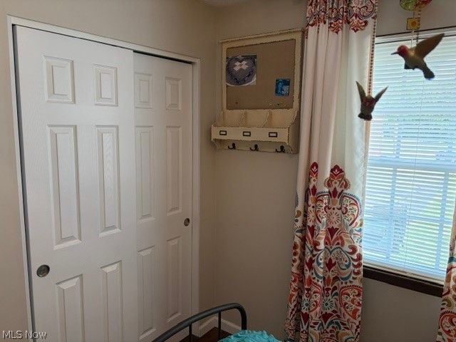 1237 A Somerset Drive, Salem, OH 44460