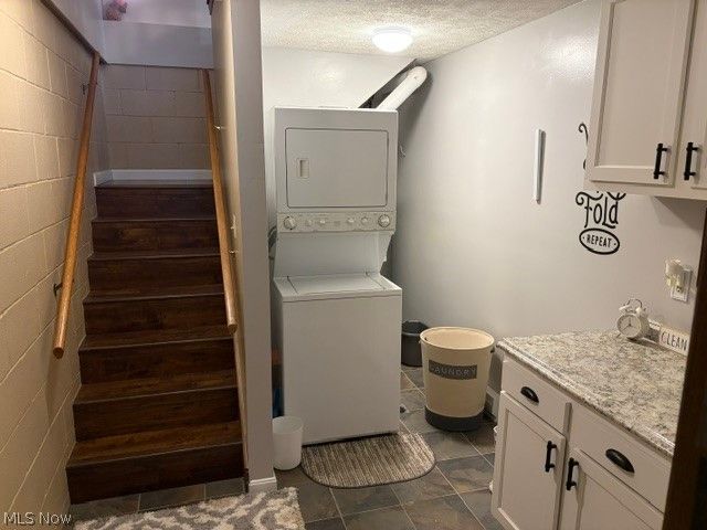 1237 A Somerset Drive, Salem, OH 44460