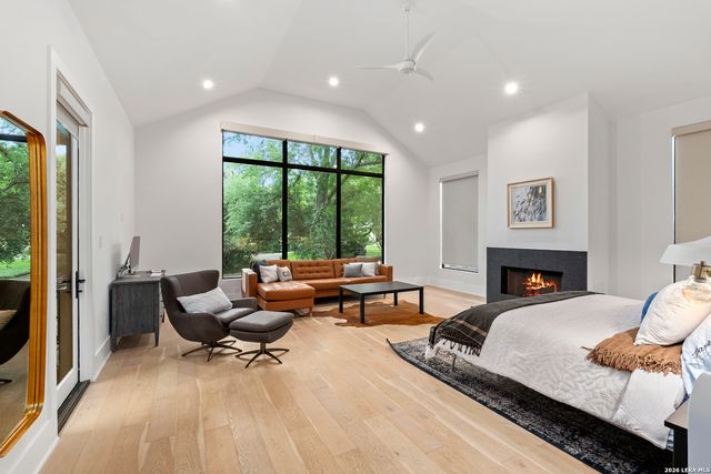 119 Grant Ave, Alamo Heights, TX 78209