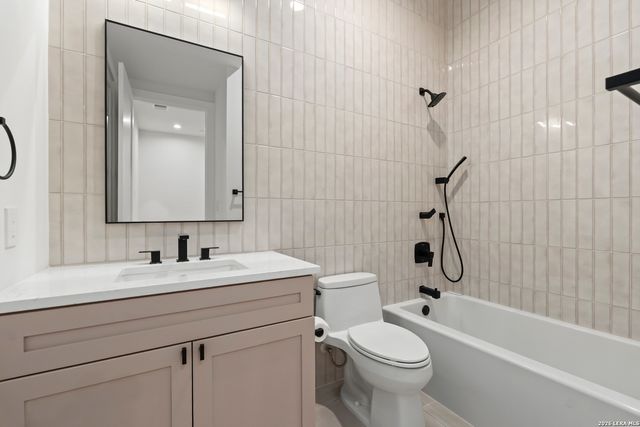 119 Grant Ave, Alamo Heights, TX 78209