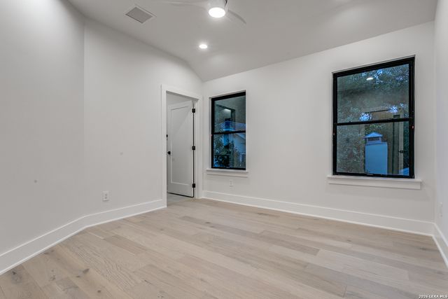 119 Grant Ave, Alamo Heights, TX 78209
