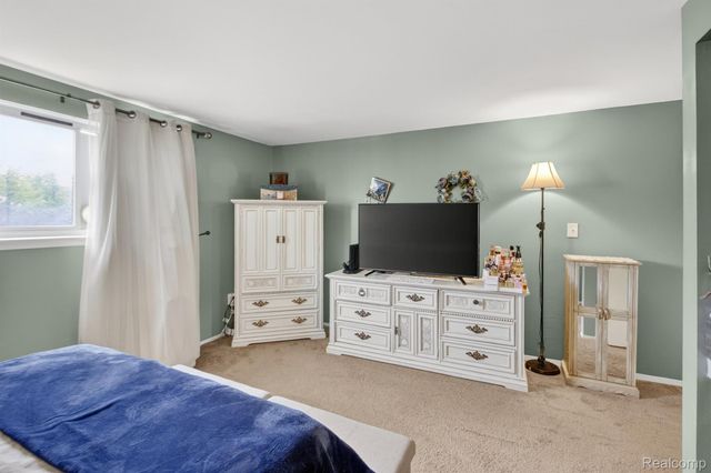 13806 Bonington Drive, Sterling Heights, MI 48312