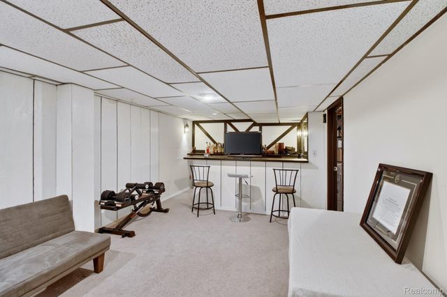 13806 Bonington Drive, Sterling Heights, MI 48312