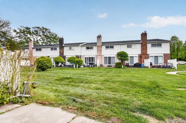13806 Bonington Drive, Sterling Heights, MI 48312